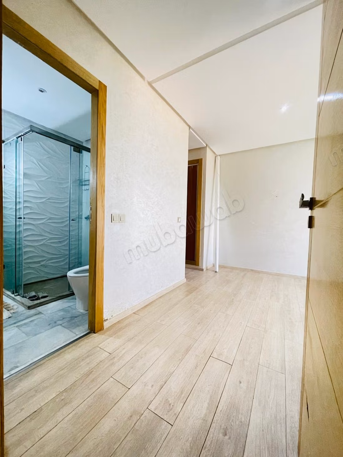 Trois chambres salon à jinane californie