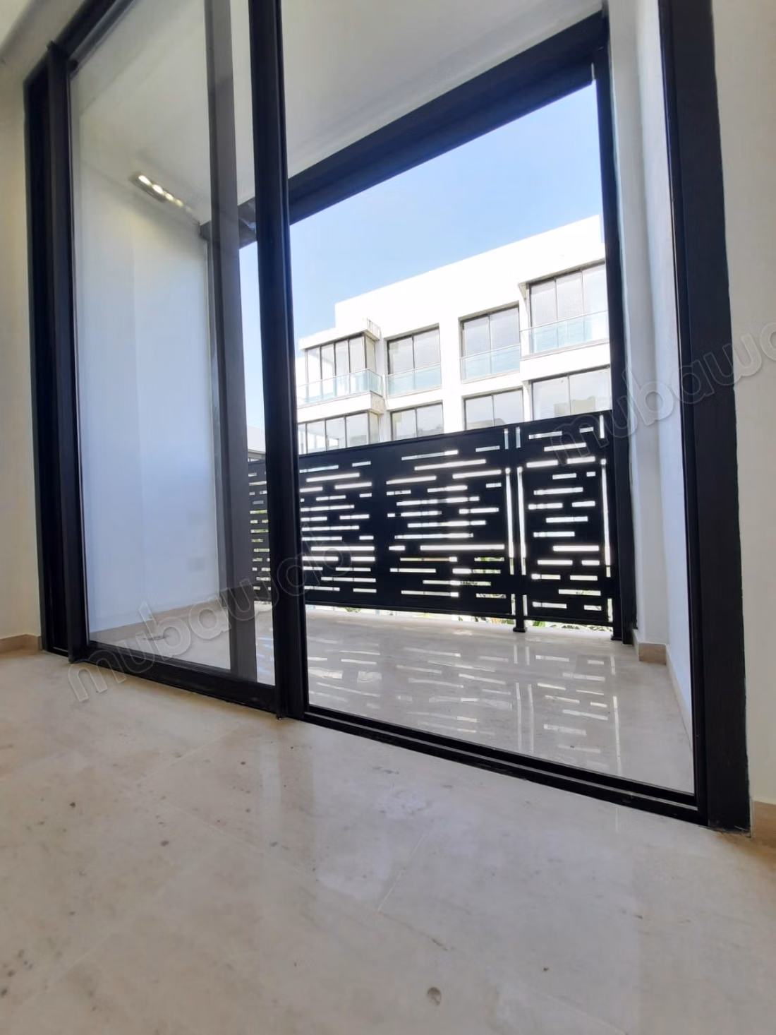 Studio à vendre ain diab