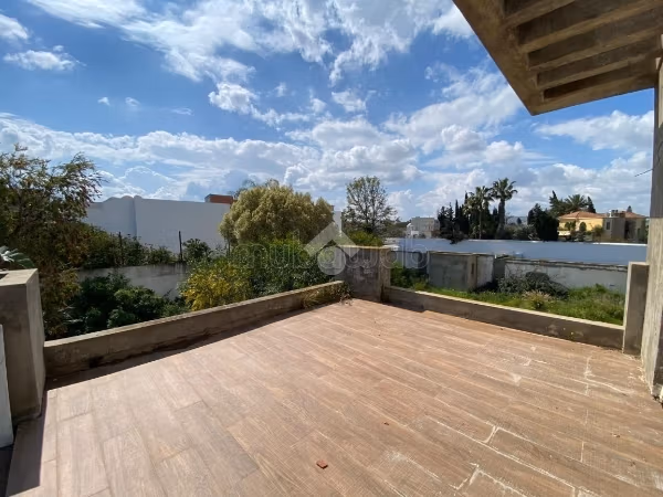 Detached villa for sale