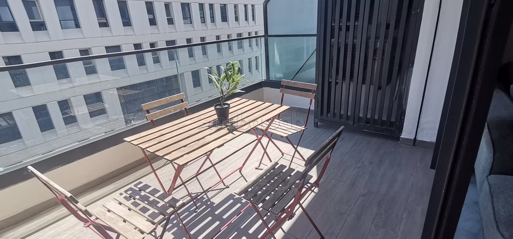 Appartamento in affitto a Casablanca Finance City. 2 belle camere da letto. Arredato