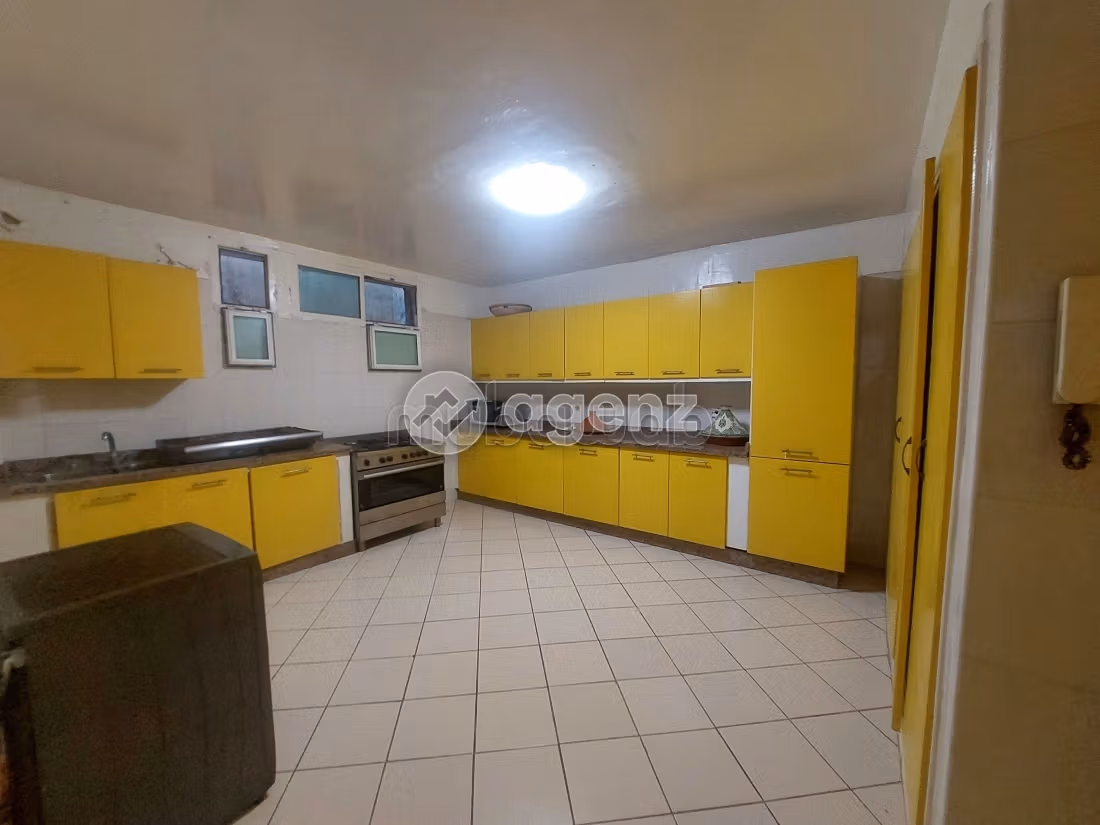 Villa en venta 400 m², 4 dormitorios Ain Diab Extension Casablanca