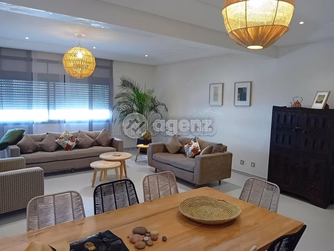 Duplex à vendre 257 m², 3 chambres Oasis Casablanca
