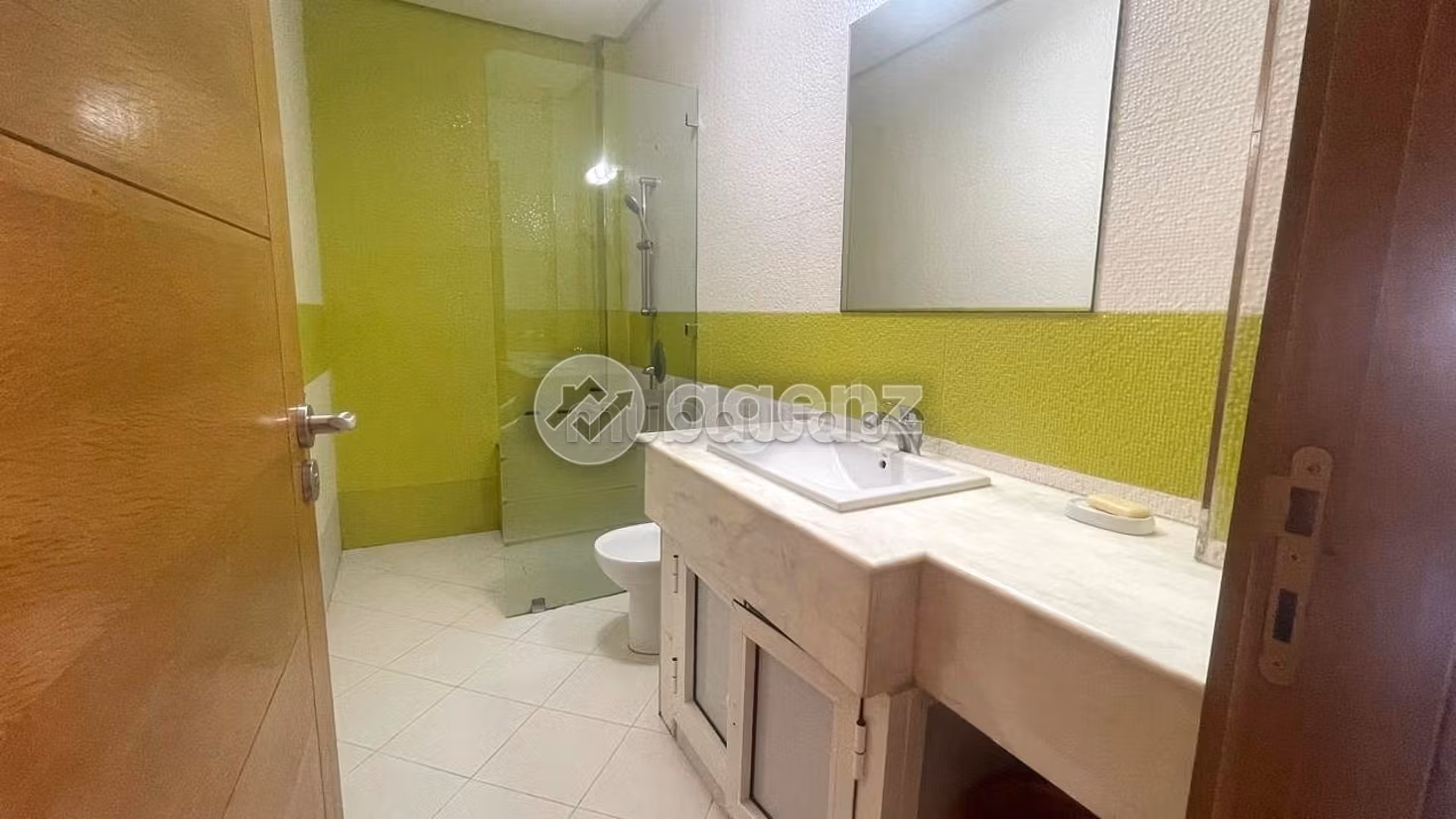 Duplex à vendre 257 m², 3 chambres Oasis Casablanca