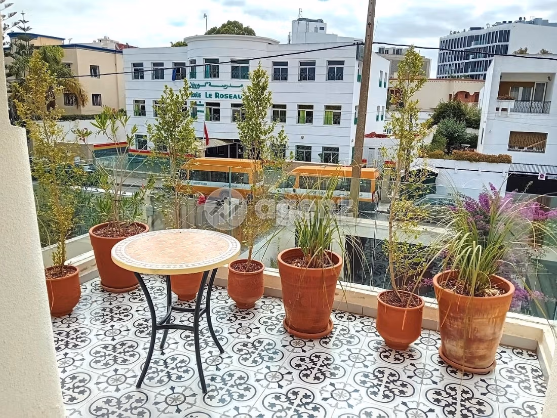 Duplex à vendre 257 m², 3 chambres Oasis Casablanca