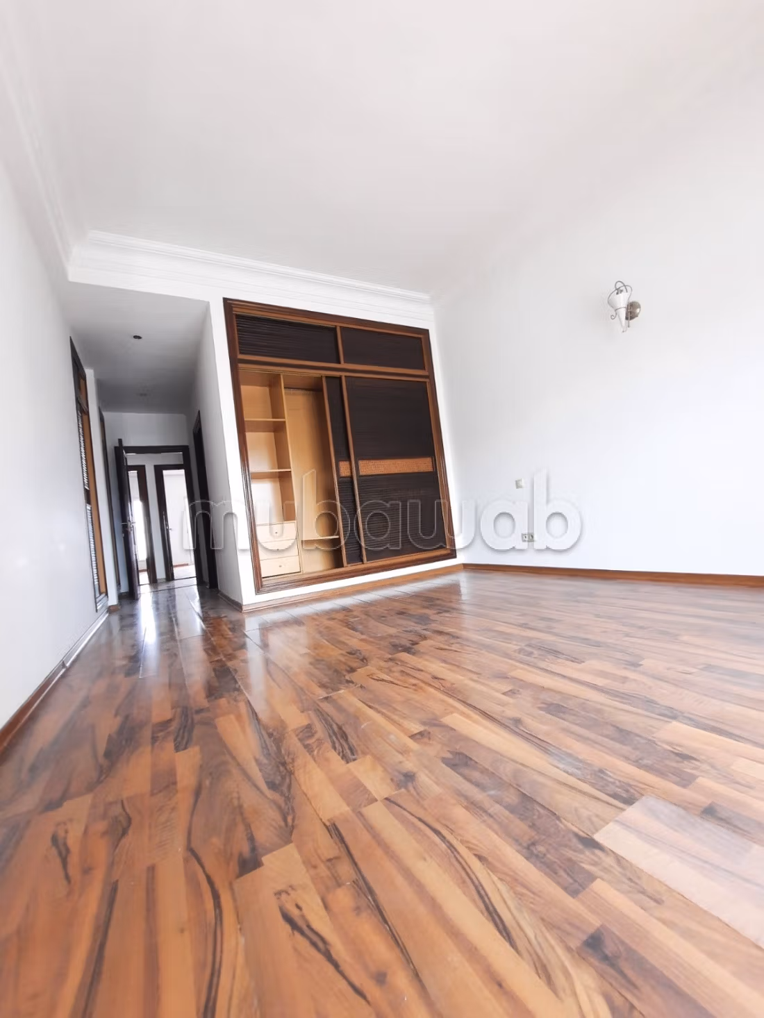Trois chambres rond point du sport