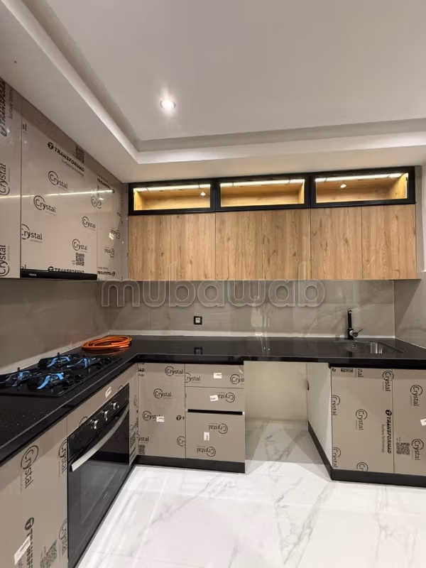 Bonito piso en venta. 1 Habitación. Servicio de conserjería, aire condicionado
