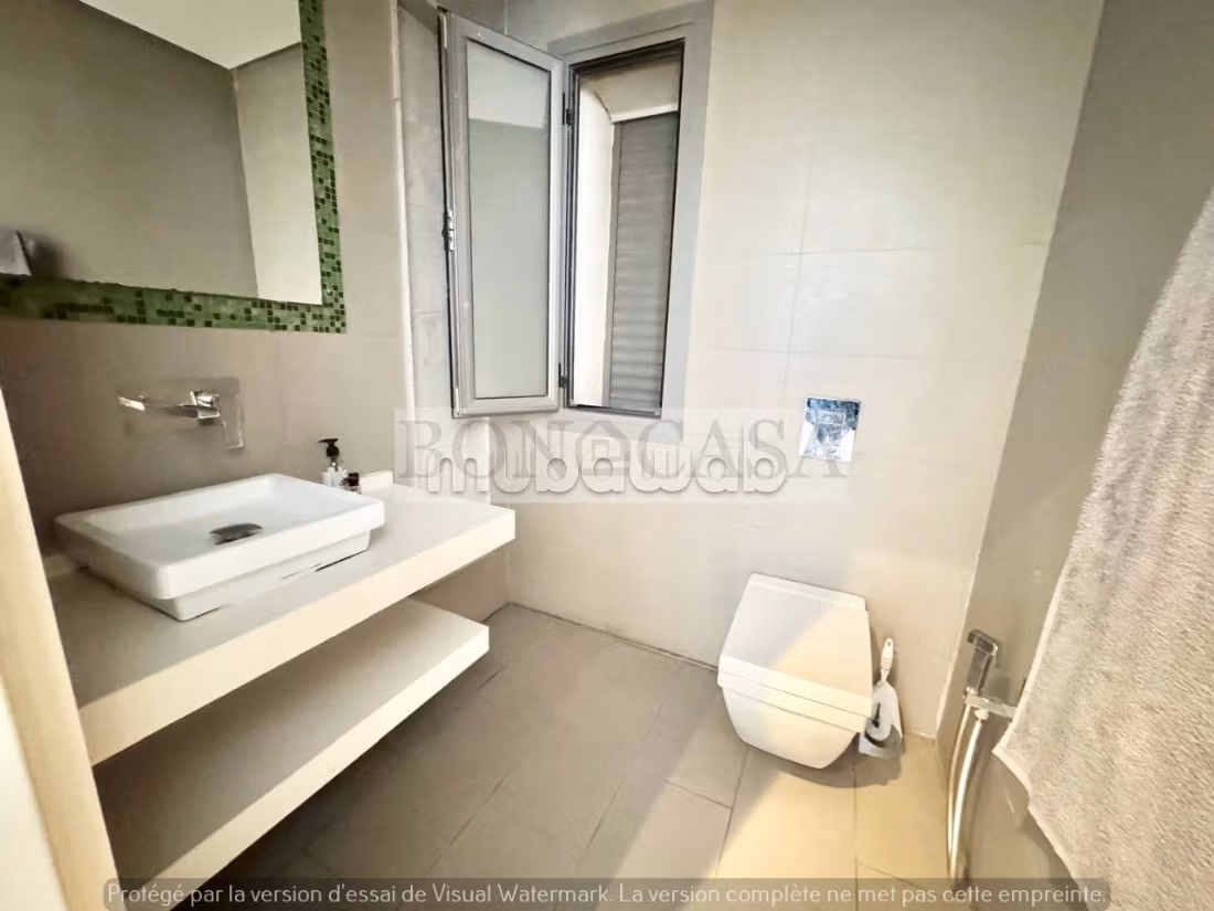 Villa S3 avec piscine&jardin à vendre à Gammarth