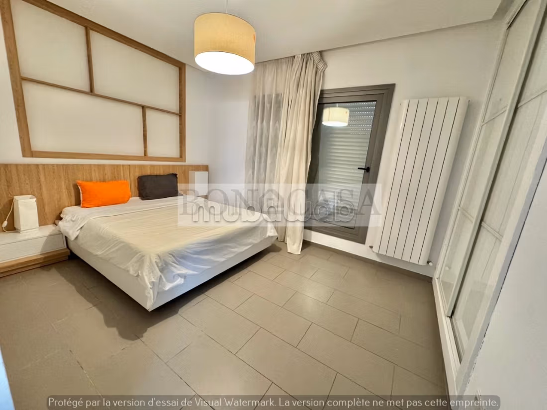 Villa S3 avec piscine&jardin à vendre à Gammarth