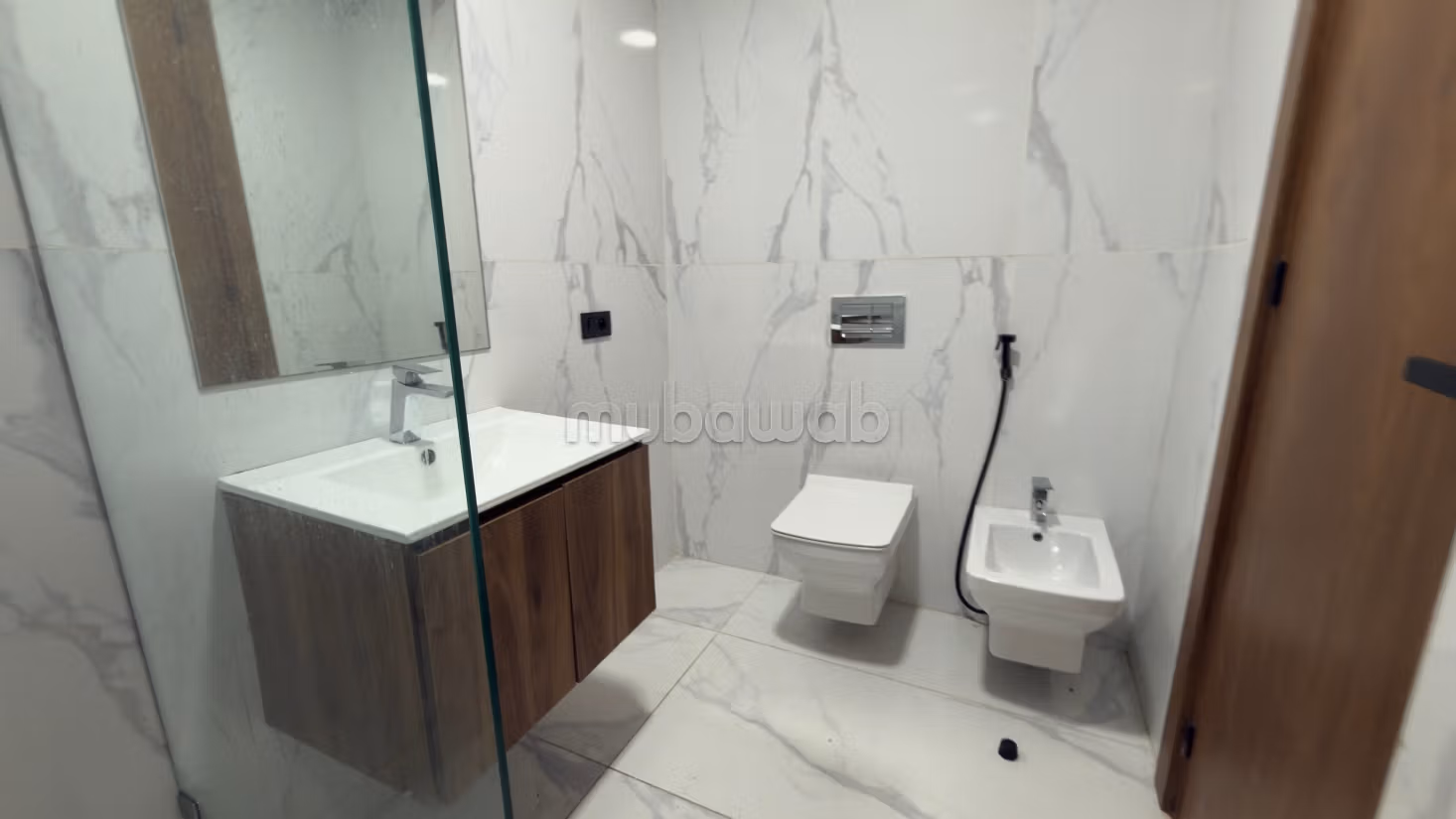 Appartement en vente à Dar Bouazza. 2 chambre. Piscine