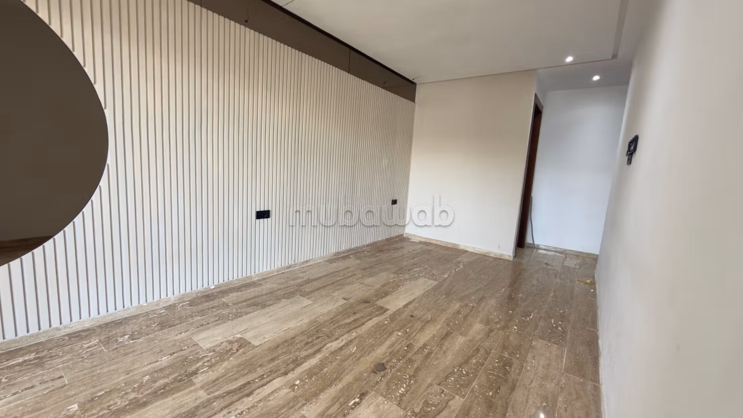 Appartement en vente à Dar Bouazza. 2 chambre. Piscine