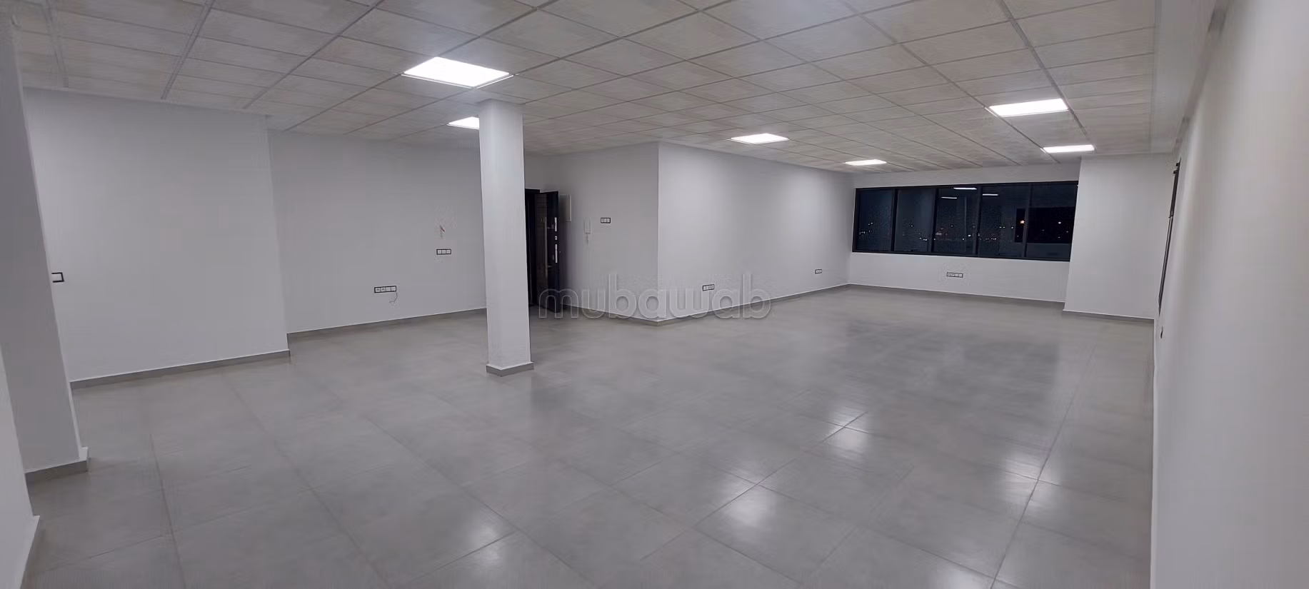 Kantoorruimte te huur in Centre Ville. Totale oppervlakte 67 m²