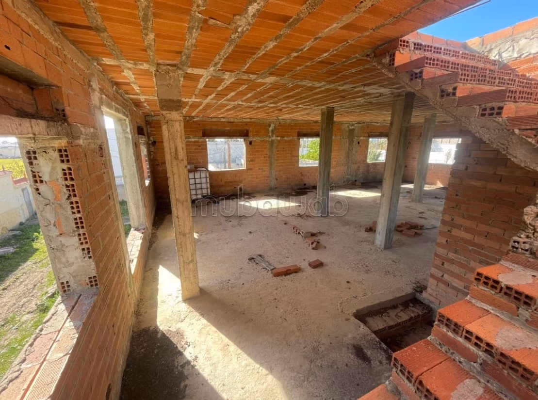 Compra venta de terrenos en Achakar. 
Superficie 760 m²