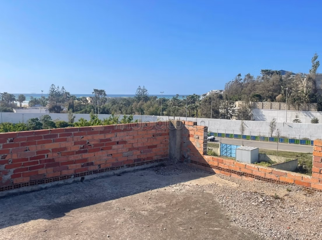 Compra venta de terrenos en Achakar. 
Superficie 760 m²