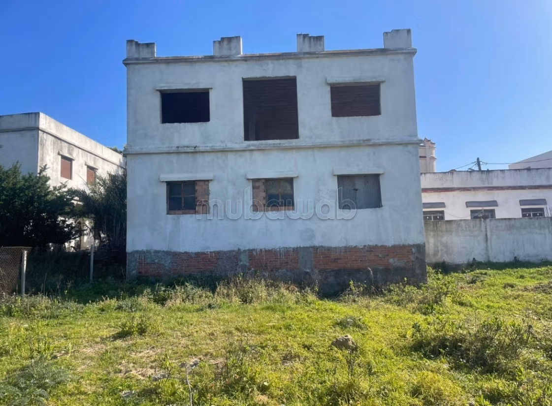 Compra venta de terrenos en Achakar. 
Superficie 760 m²