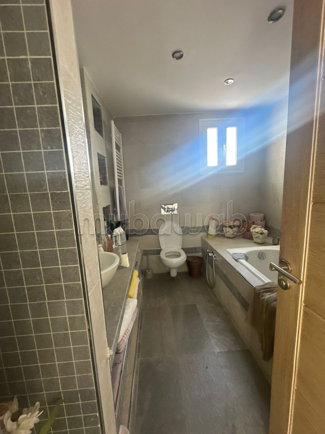 Piano Terra di Villa Arredata