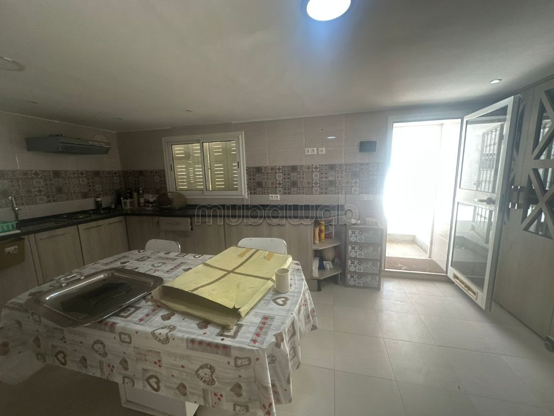 Piano Terra di Villa Arredata