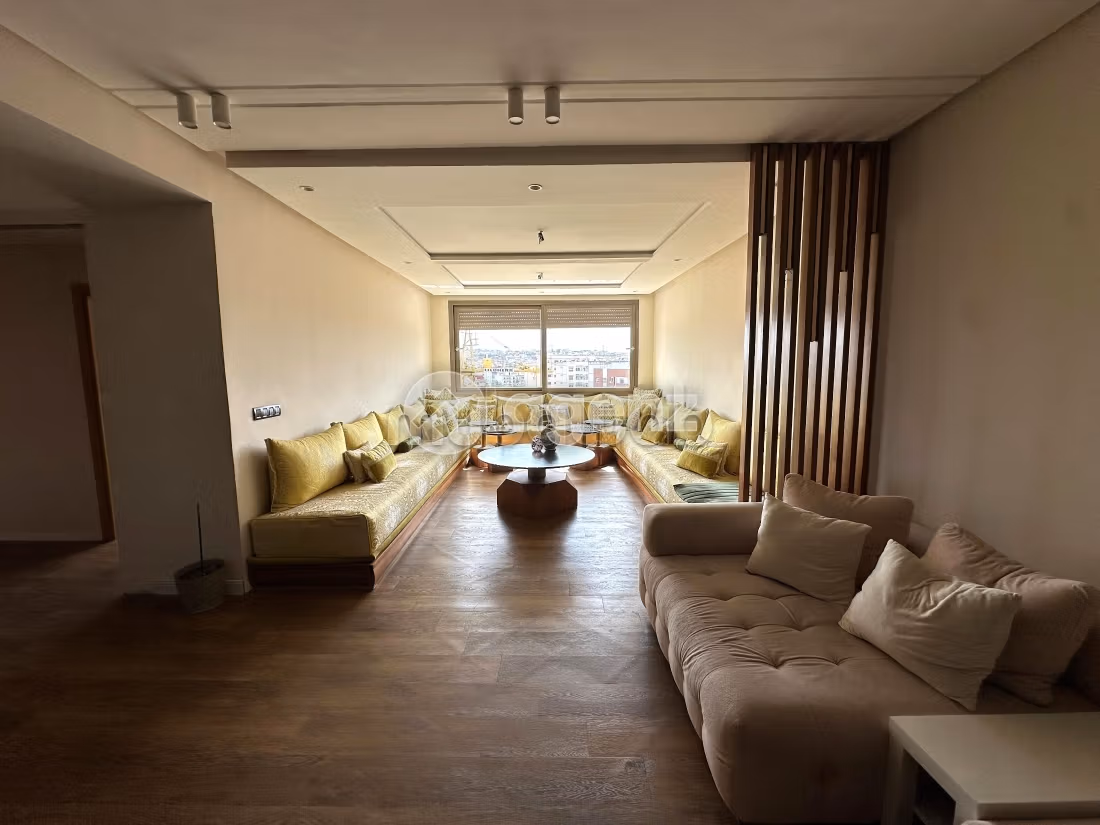 Appartement à vendre 200 m², 5 chambres Al Mandar Al Jamil Tanger