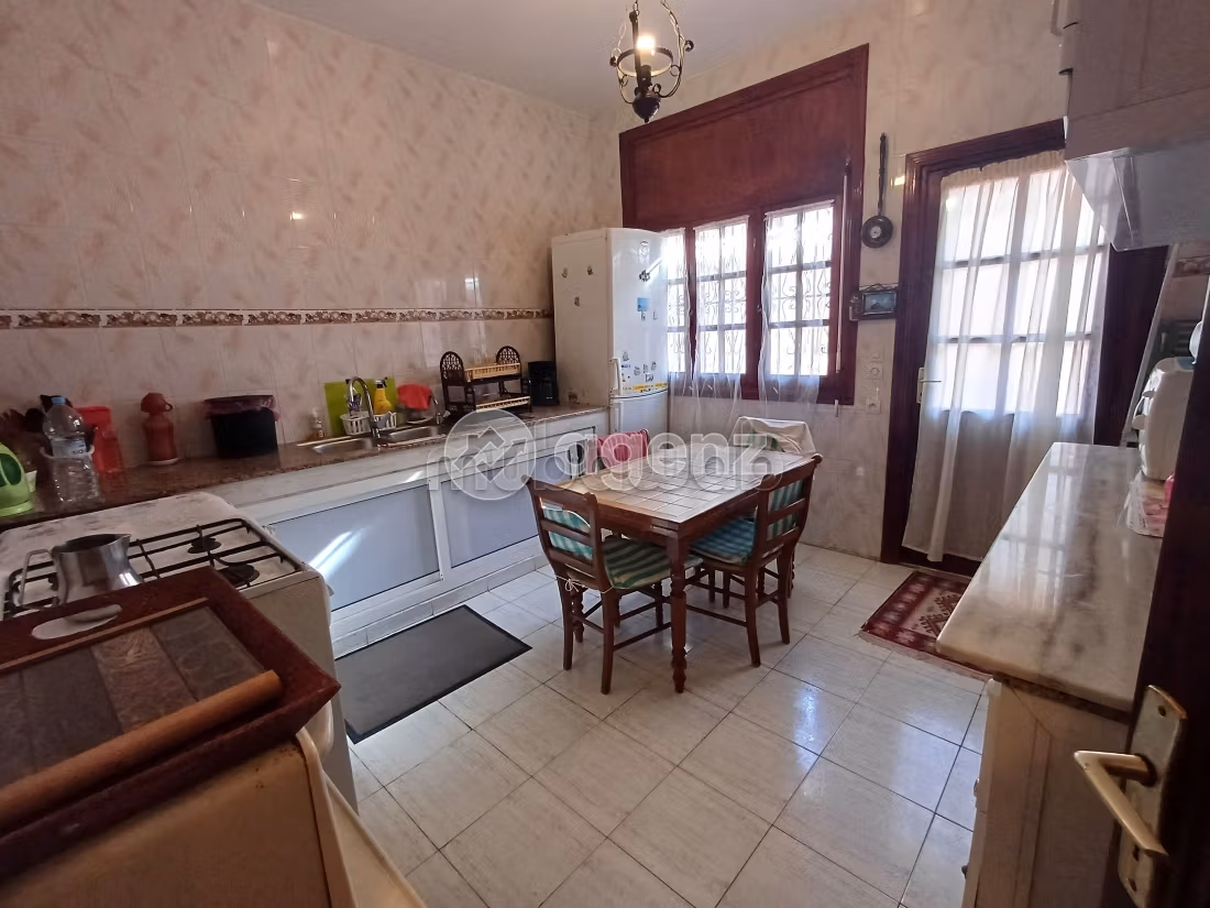 Appartamento in vendita 287 m², 2 camere Aïn Sebaâ Casablanca