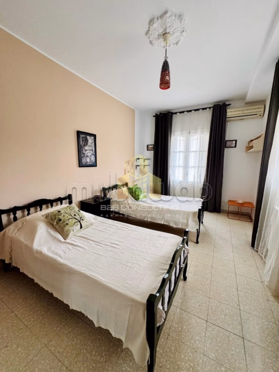 House for rent in La Marsa. Surface area 300 m². Exceptional sea view