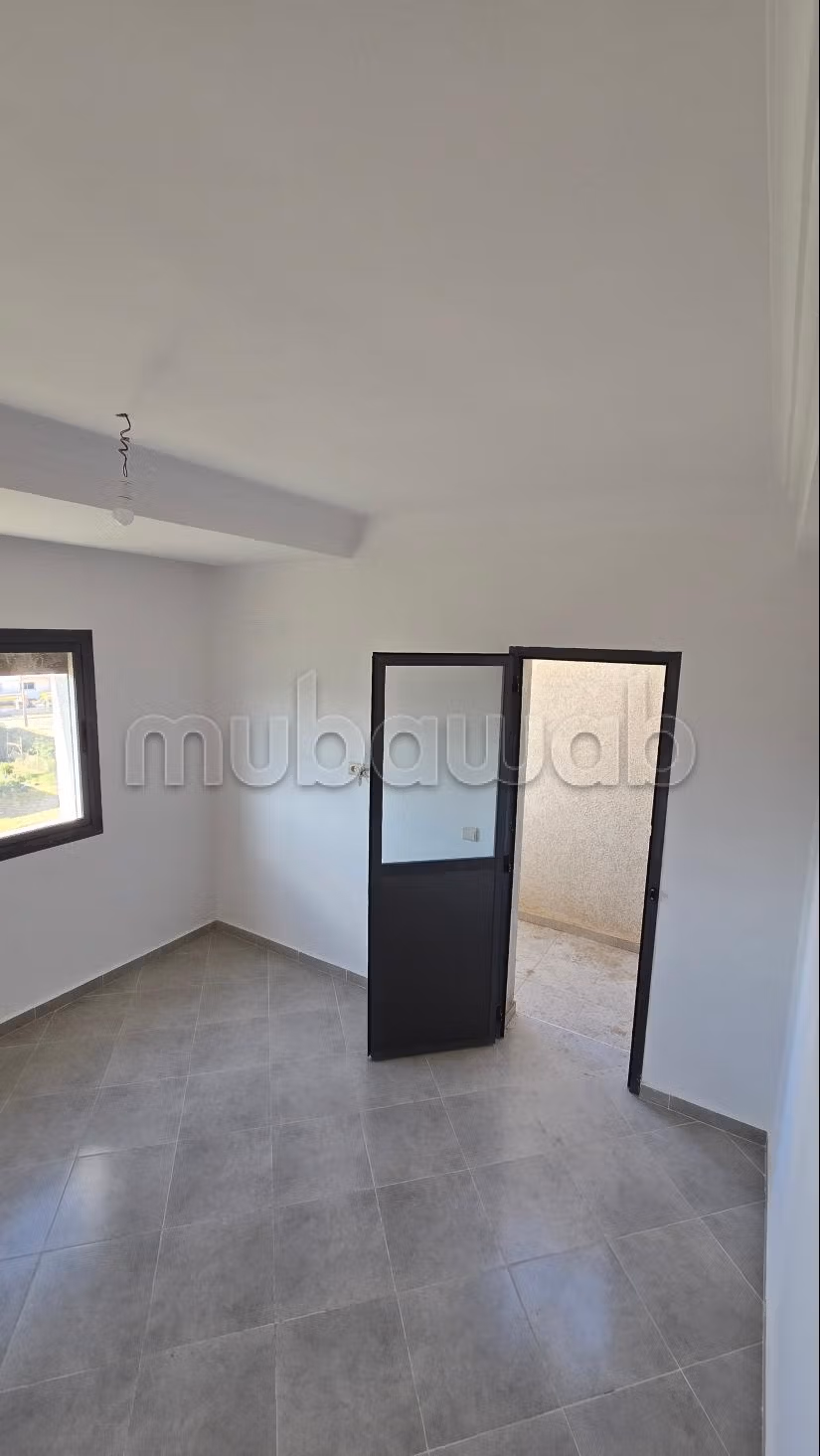 Land beschikbaar. Oppervlakte 420 m²