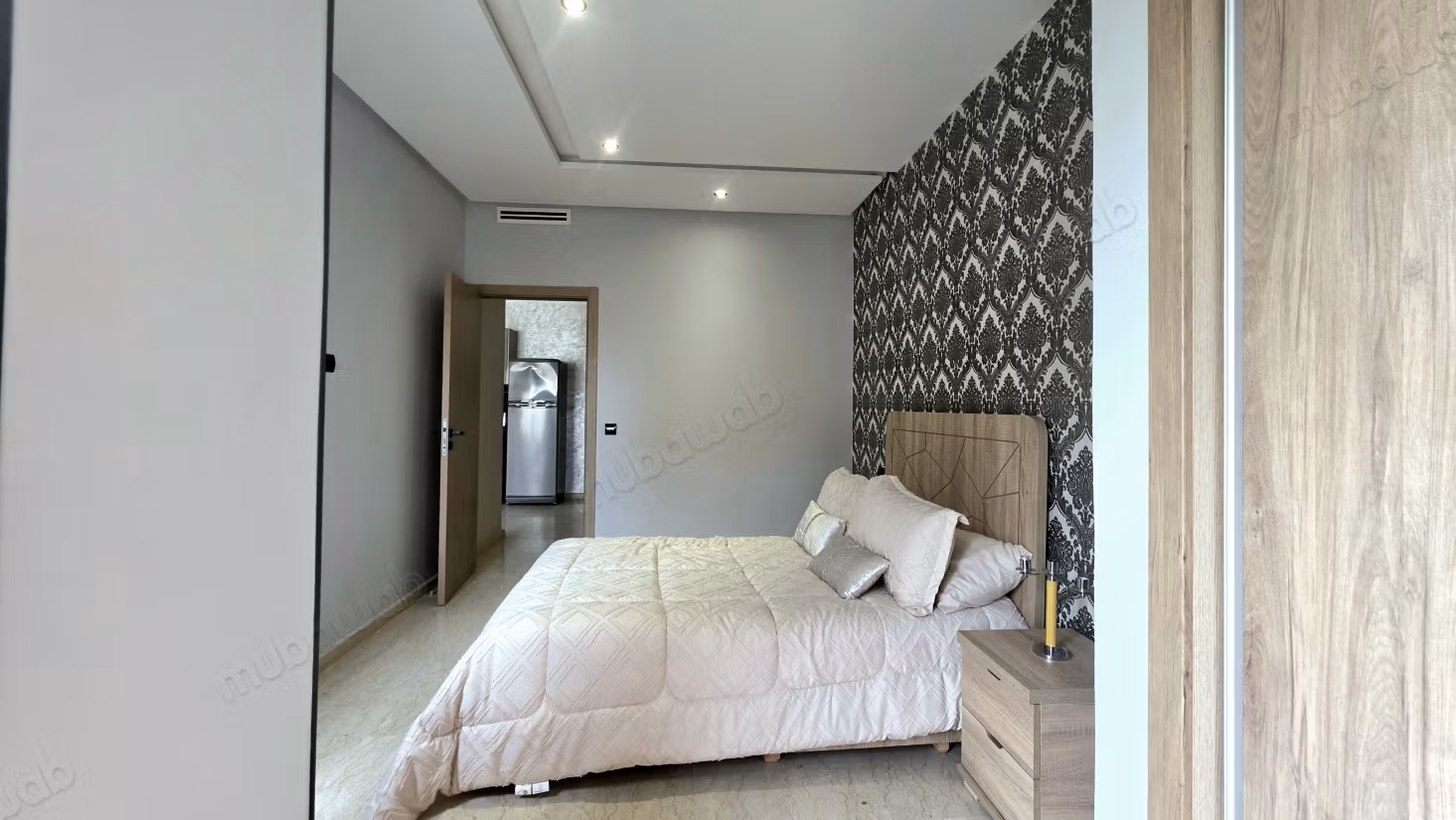 Furnished studio with terrace in the Oasis