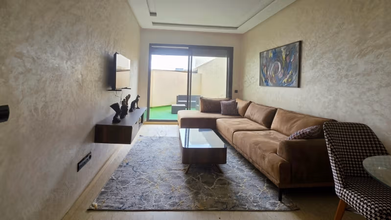 Estudio amueblado con terraza en la Oasis