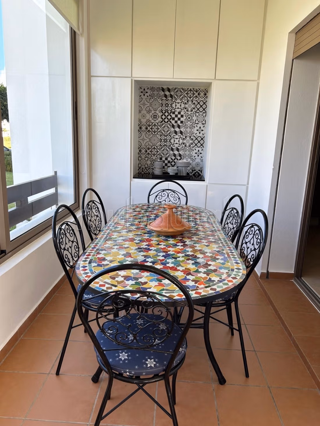 Superbe appartement à vendre à Asilah. 2 grandes pièces. Résidence avec piscine