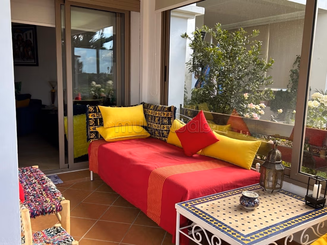 Superbe appartement à vendre à Asilah. 2 grandes pièces. Résidence avec piscine