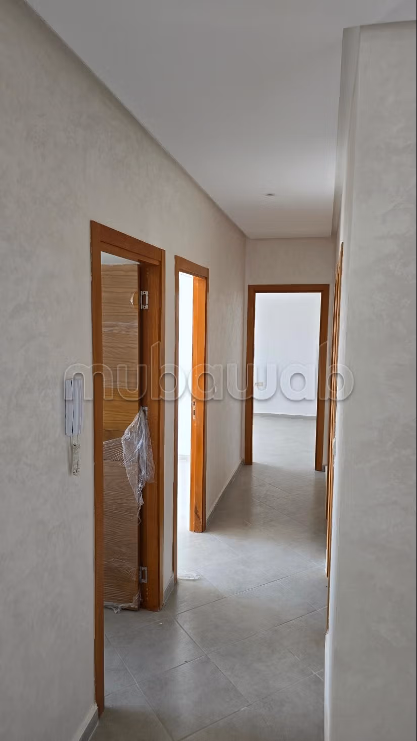 Great apartment for rent. Small area 55 m². Ample storage space