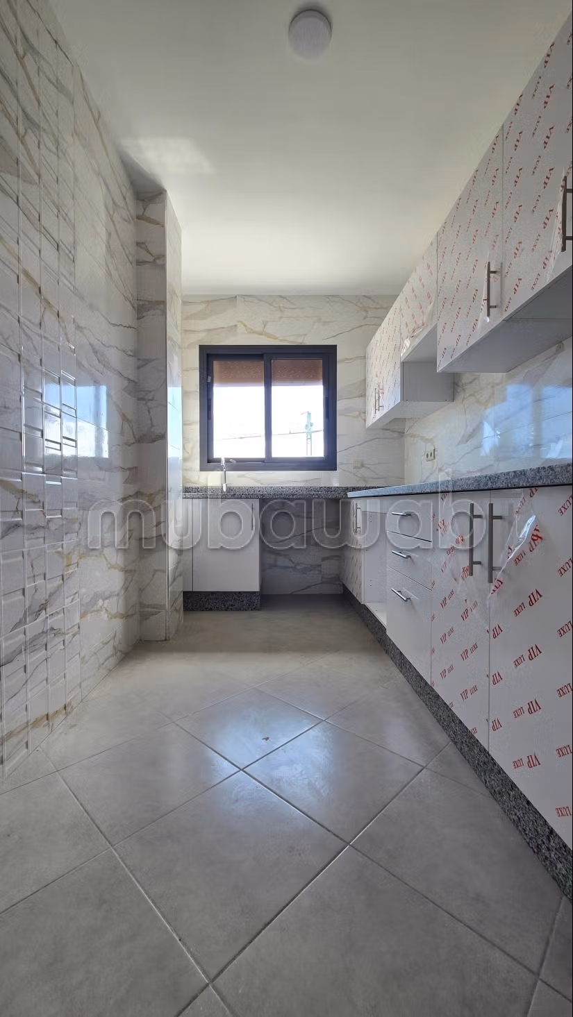 Great apartment for rent. Small area 55 m². Ample storage space