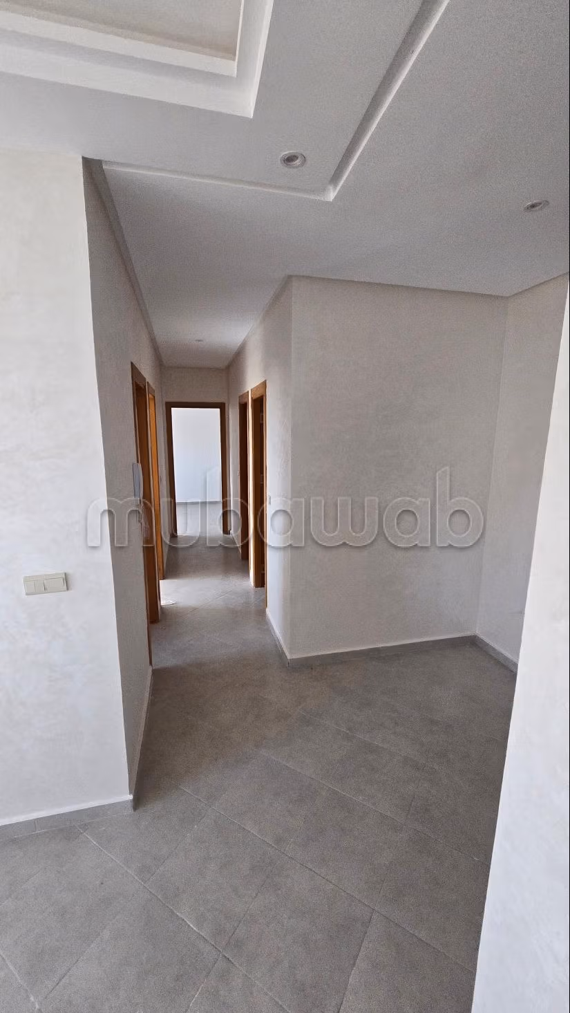 Great apartment for rent. Small area 55 m². Ample storage space