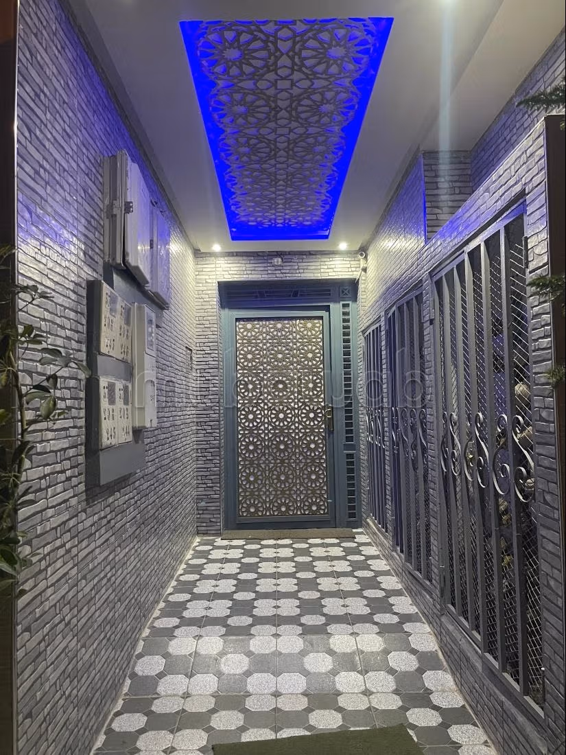 Appartement à vendre situé à Lmhamid, 
chari3 gmasa résidence alaymoun