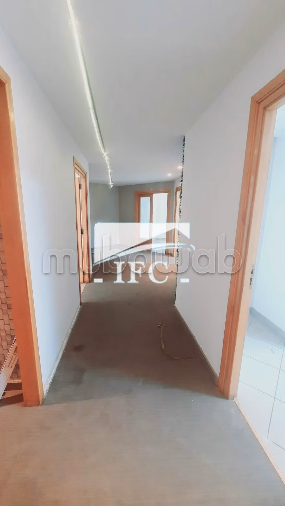 Bureau en 4 espaces 150m² Lac 1–IFCL1371