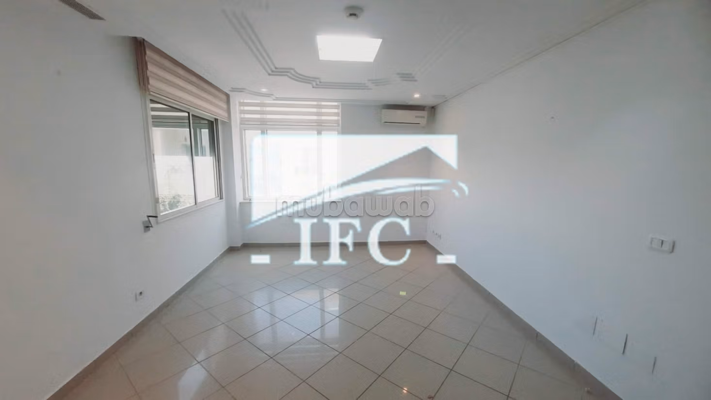Bureau en 4 espaces 150m² Lac 1–IFCL1371