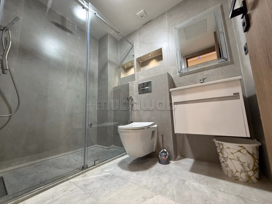 Studio meuble a louer