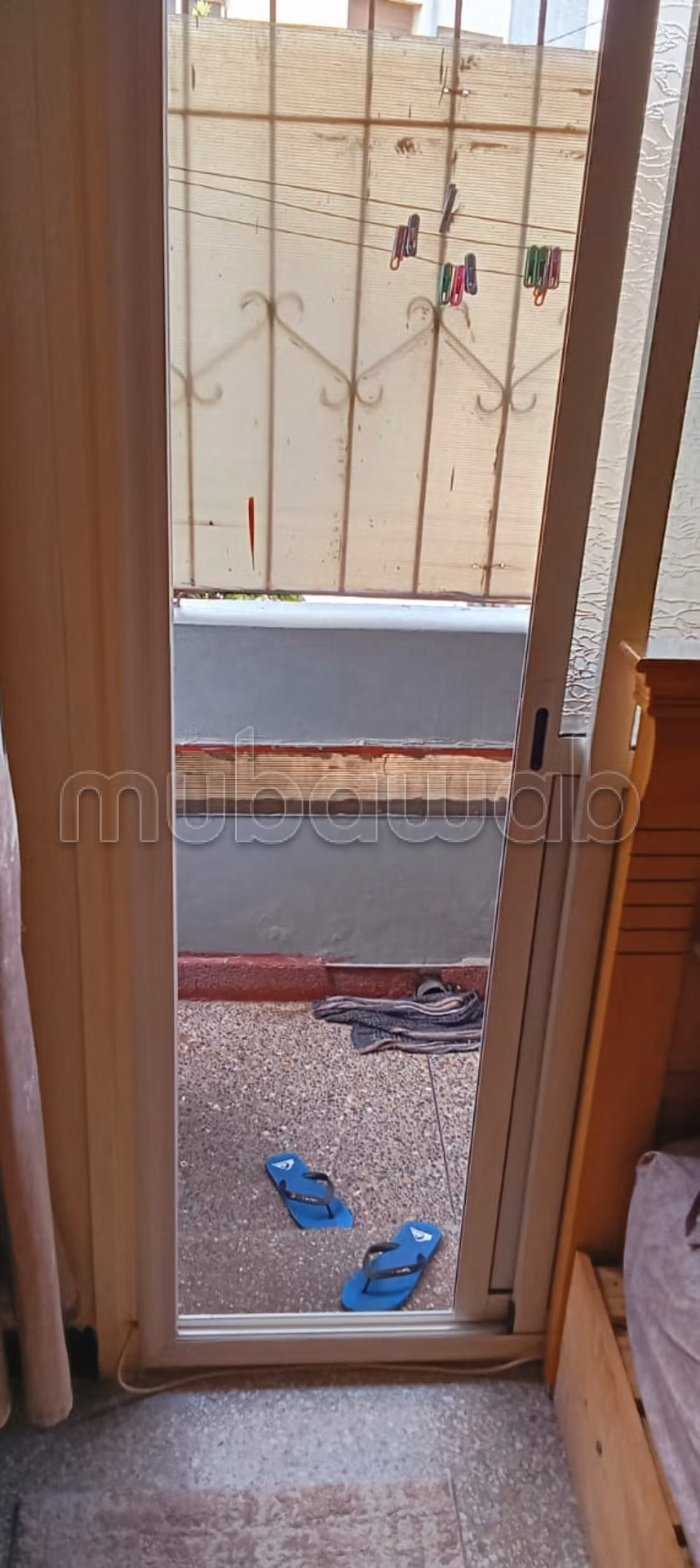 Appartement à acheter à Bournazil. 1 chambre 1 salon 1 cuisine 1 salle de bain. Grand balcon