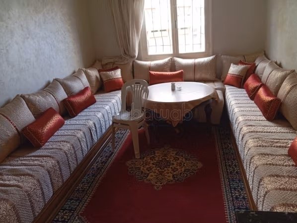 Appartement à acheter à Bournazil. 1 chambre 1 salon 1 cuisine 1 salle de bain. Grand balcon