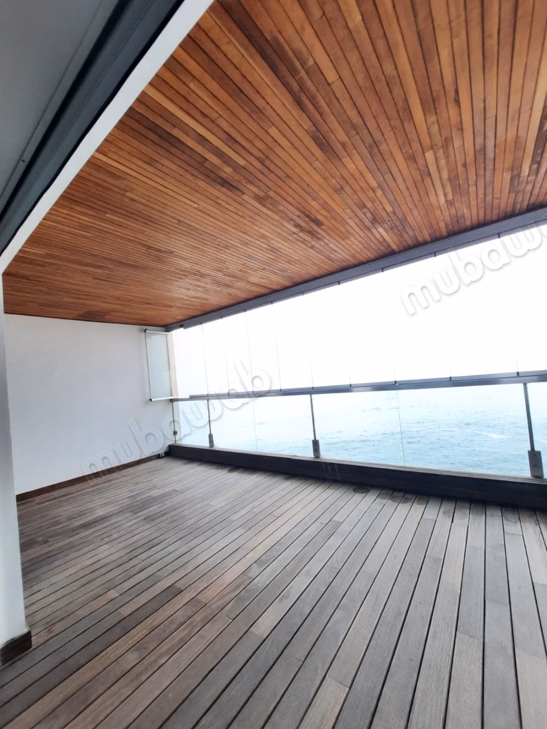 Trois chambres salon à Marina
