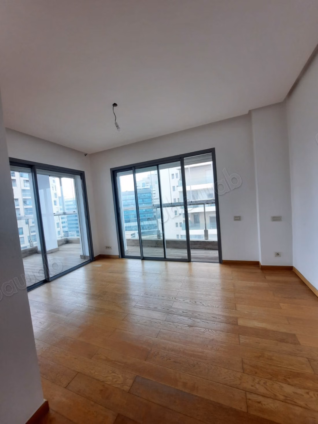 Trois chambres salon à Marina