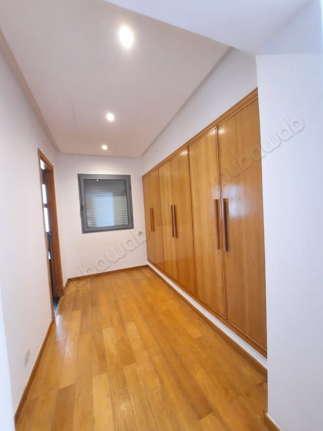 Trois chambres salon à Marina