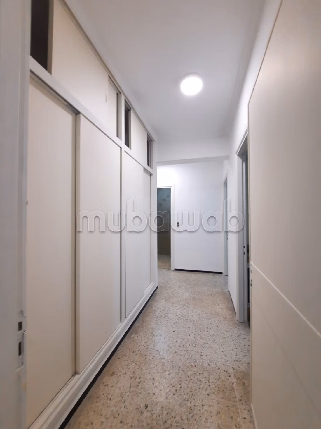 Ufficio a Sokrat
