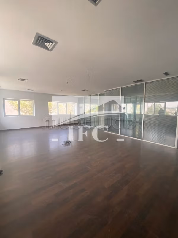 À louer immeuble indépendant 6000m ifcc161
