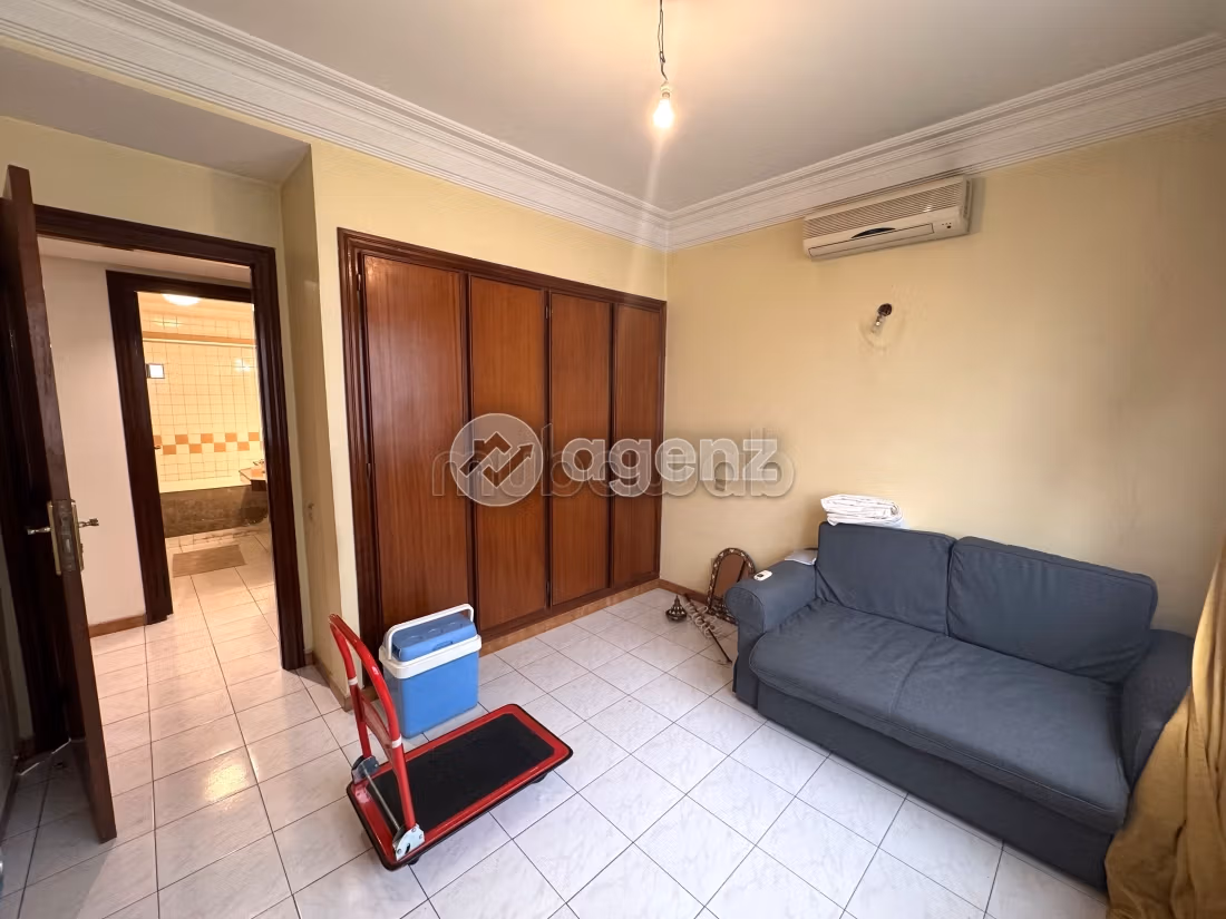 Office for sale 214 m² The Hospitals Casablanca