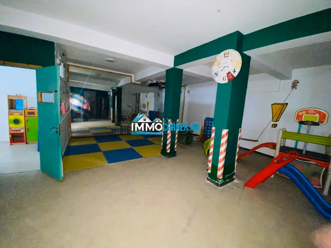 École équipée à vendre – branes, tanger
