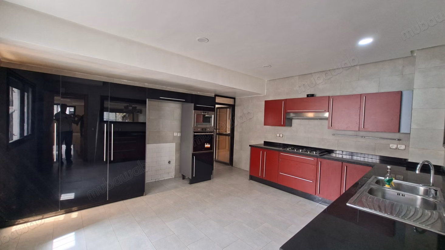 Apt 289 m² 4 bedrooms refurbished