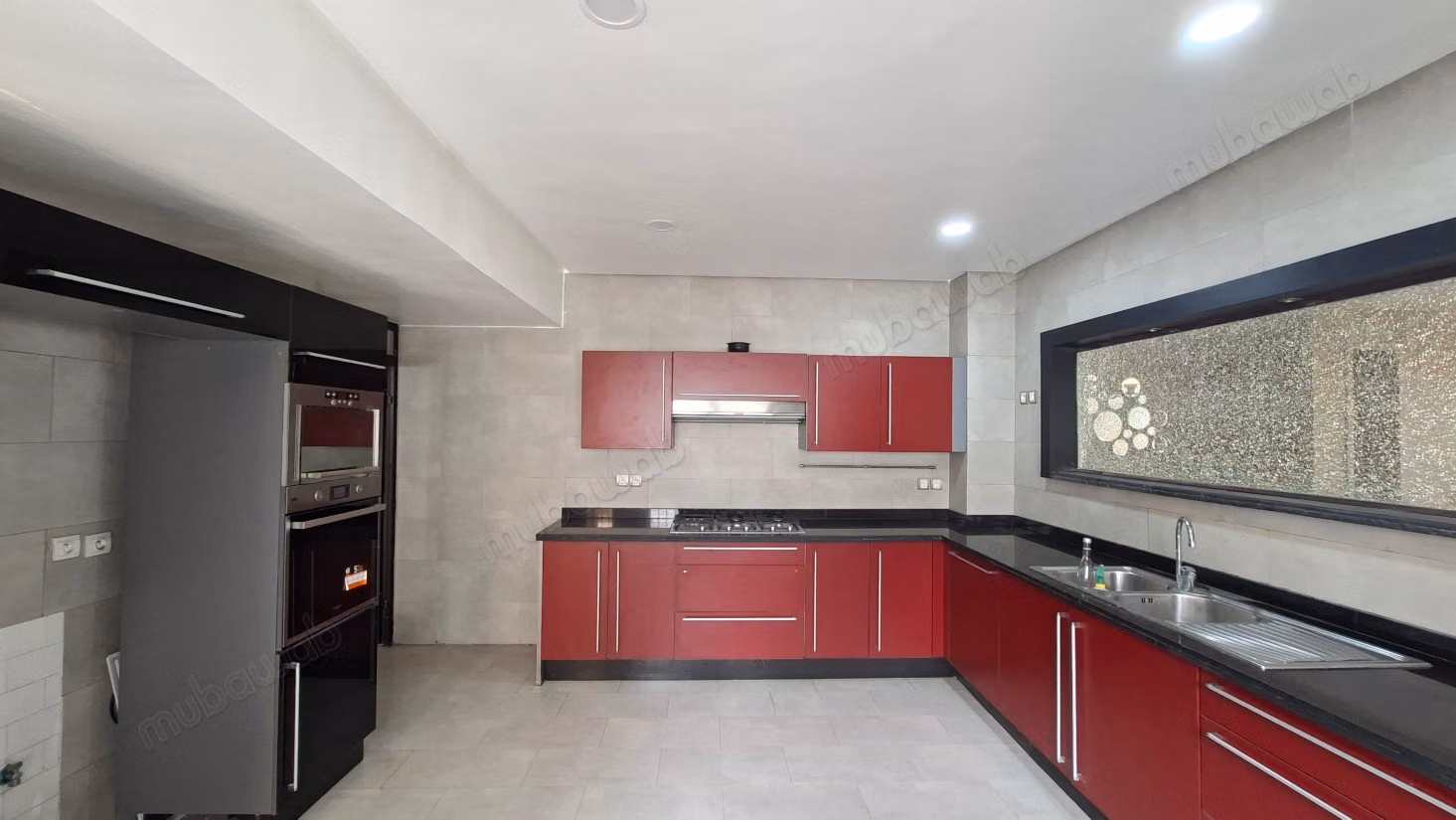 Apt 289 m² 4 bedrooms refurbished