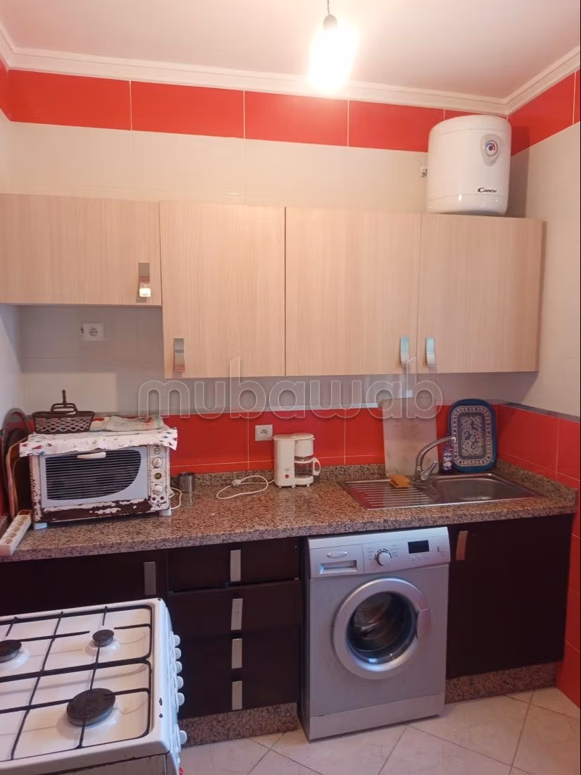 Appartement à vendre à Oued Laou. 
2 belles chambres. 
Bien meublé