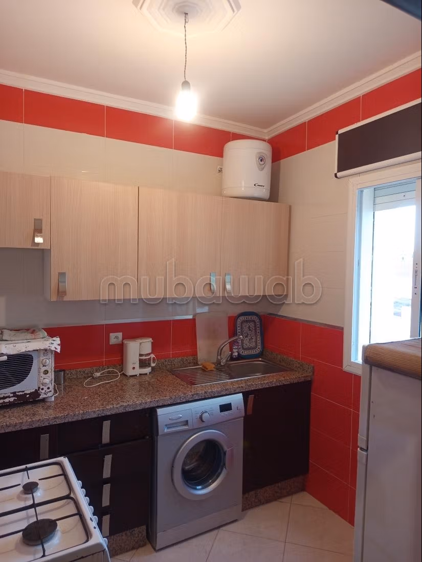 Appartement à vendre à Oued Laou. 
2 belles chambres. 
Bien meublé