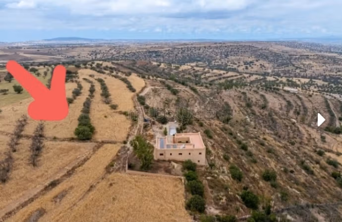 Grond te koop aan de Route de Marrakech. Totale oppervlakte 10000 m²
