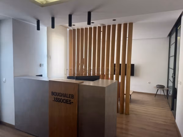 In vendita ufficio di 94m2 in BD ZERKTOUNI